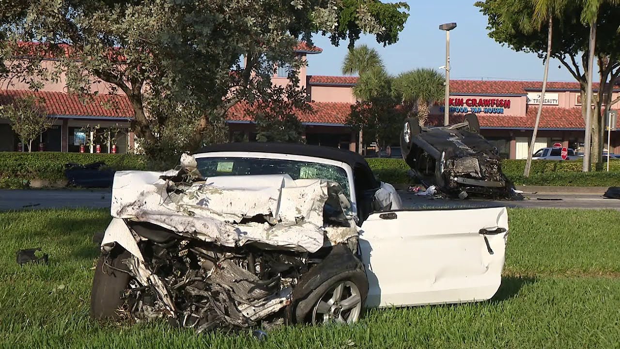 Homicide Detectives Investigating Deadly Car Crash In ... - 1280 x 720 jpeg 262kB