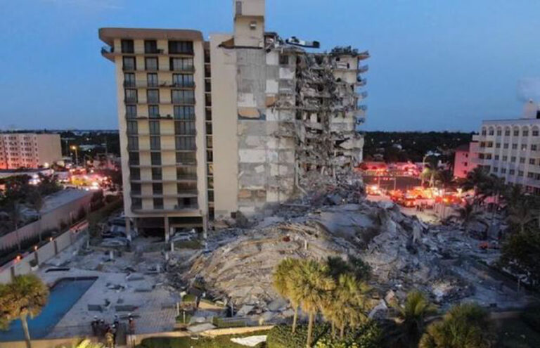 Surfside Florida Apartment Building Collapses, Leaving 1 ...