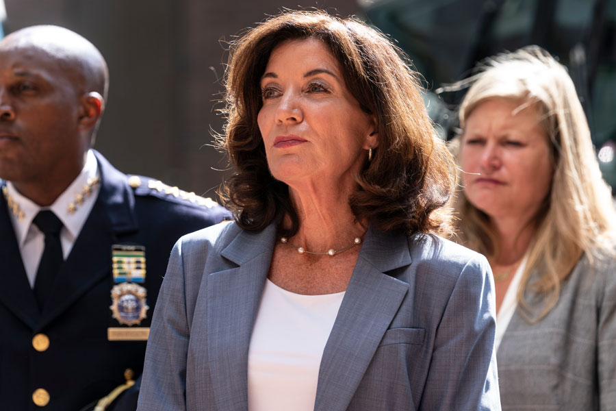  Kathy Hochul