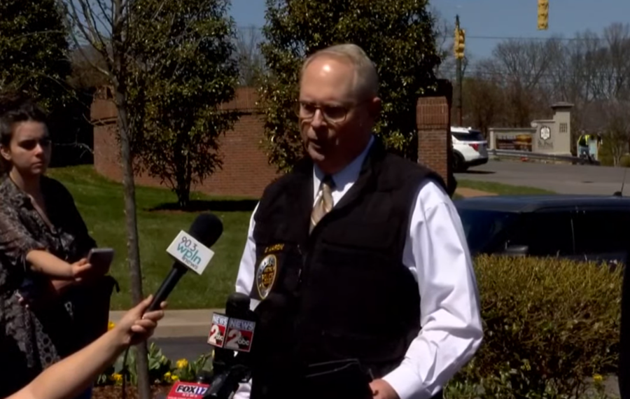 Don Aaron, the director of the Nashville Police Department Media Relations Office gices a brief update on the situation. Image credit: The Independent / YouTube.