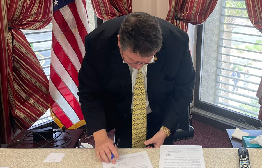 Bold Republican Rep. Randy Fine tweeted a picture of himself signing the documents. - Twitter, Rep. Randy Fine, @VoteRandyFine