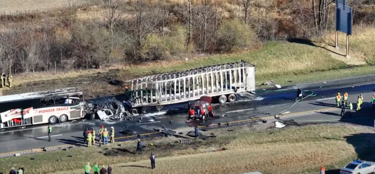 deadly-semitrailer-bus-crash-ohio-3-dead-18-injured