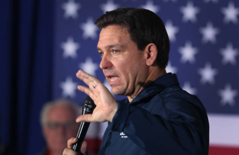 desantis-reaches-iowa-campaign-milestone-despite-trump's-ongoing-mockery