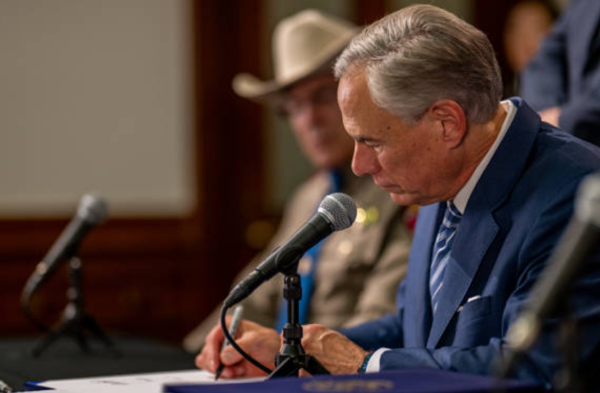 texas-governor-unveils-strategy-against-biden's-national-guard-control