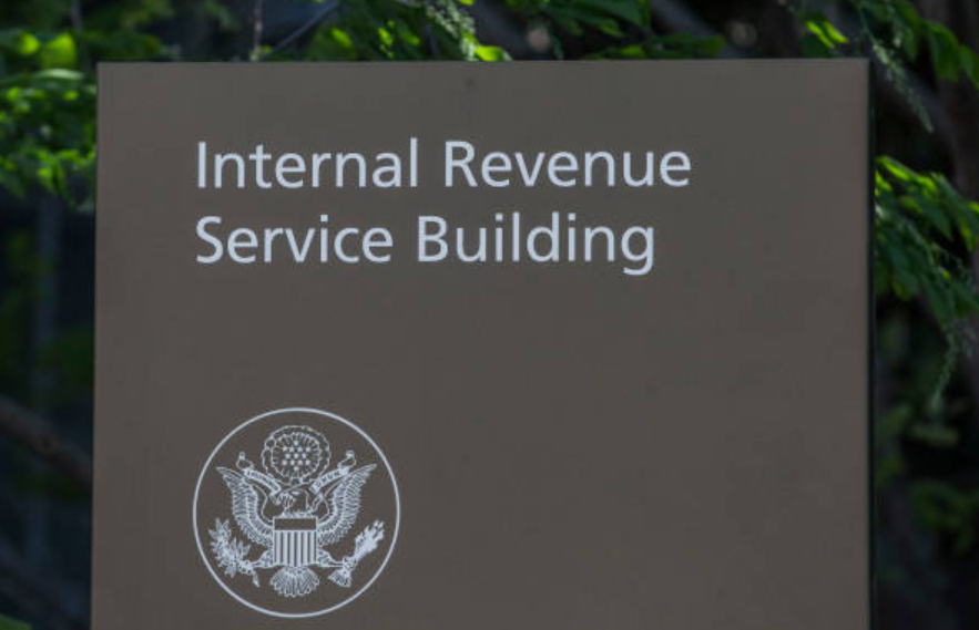 irs-security-breach-contractors-granted-access-despite-unfavorable-backgrounds