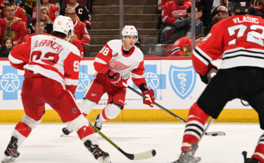 patrick-kane's-spectacular-return-red-wings-edge-blackhawks-in-overtime-thriller