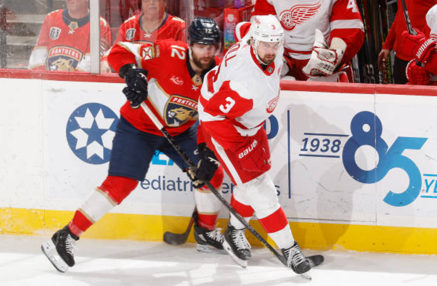 detroit-red-wings-listen-to-offers-for-defensemen-amid-playoff-push