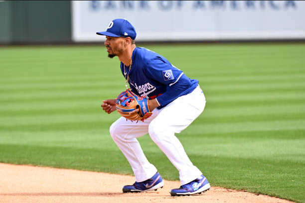 Dodgers'-Mookie-Betts-to-Relinquish-Second-Base-Role,-What's-Next?