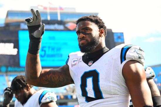 panthers-brian-burns-half-contract-negatiations-ahead-2024-free-agency