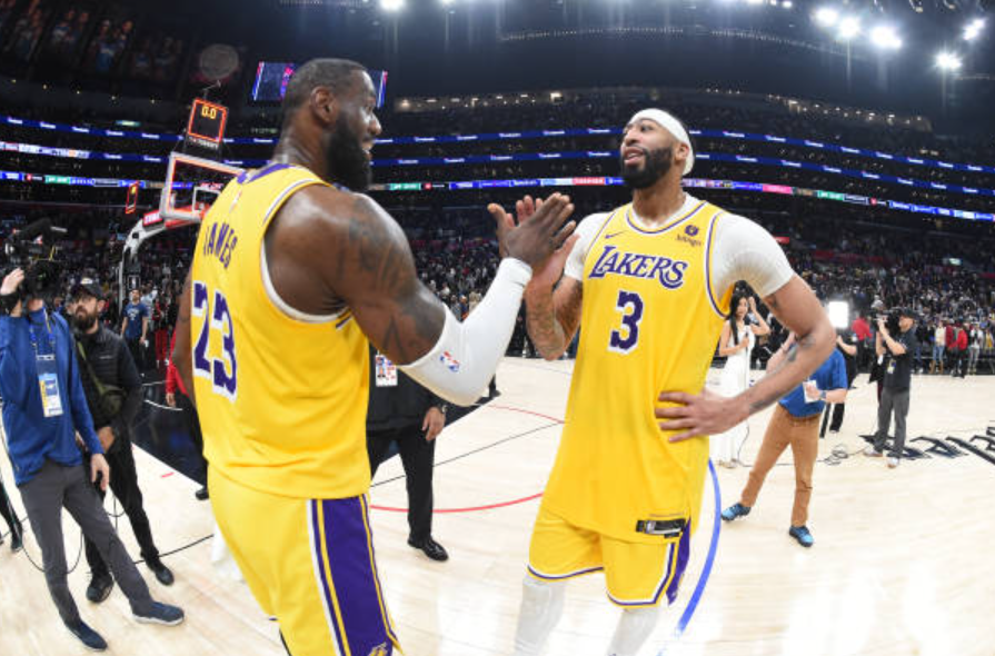 lakers-and-anthony-davis-make-overtime-statement-with-back-to-back-wins-against-wizards