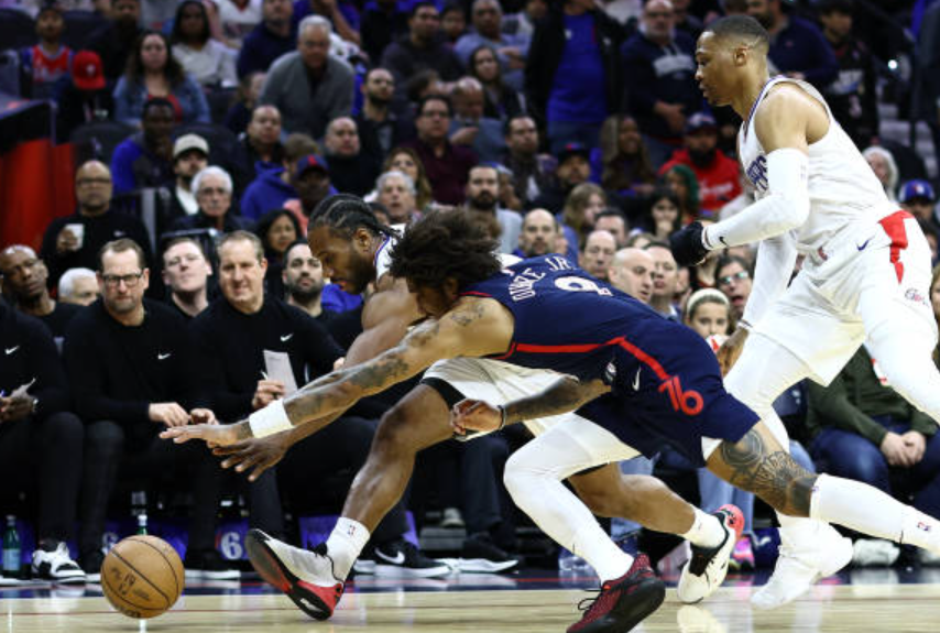 clippers-edge-76ers-in-nail-biting-finish-controversy-surrounds-final-play