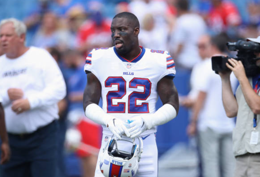 former-nfl-star-vontae-davis-dies-at-35-football-community-in-mourning