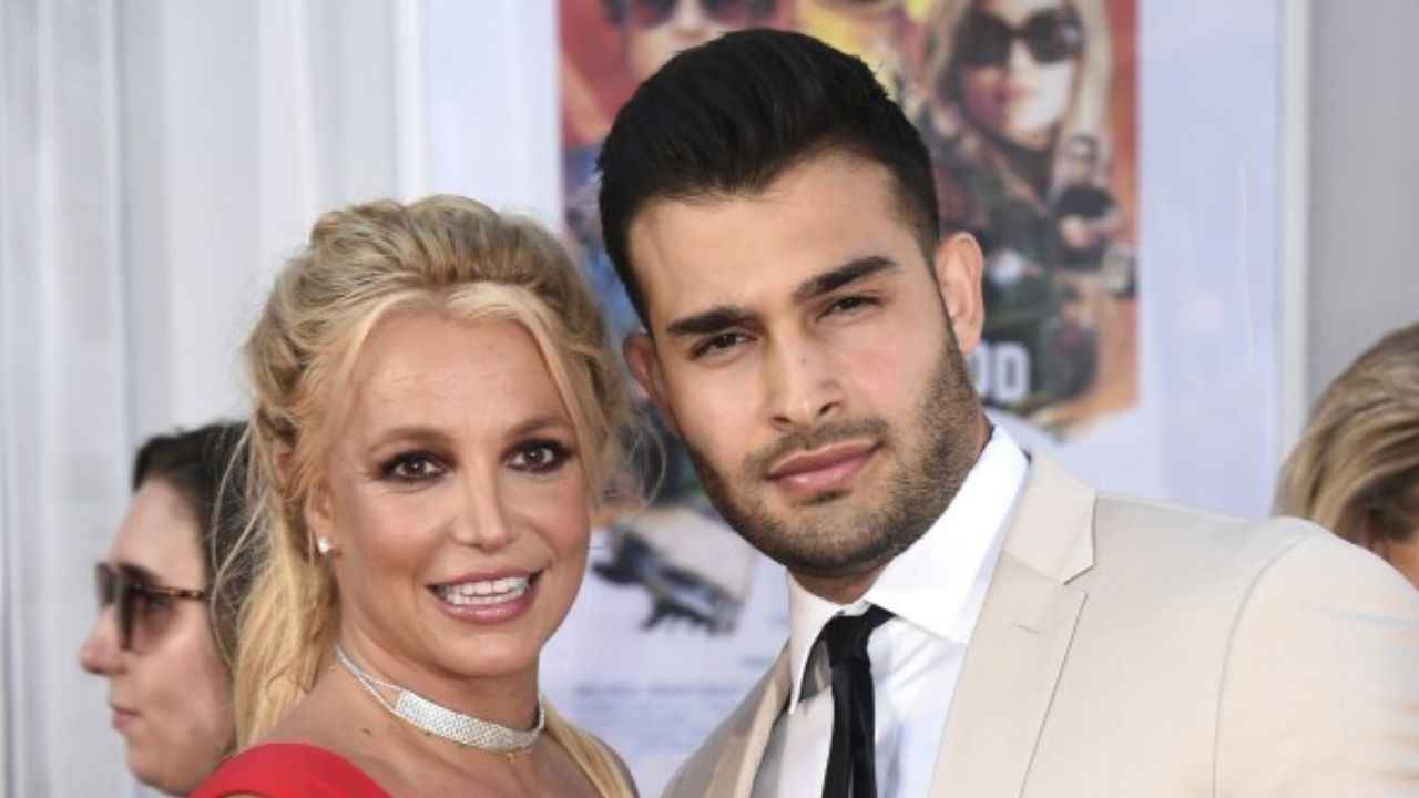 Britney Spears And Sam Asghari Are Officially Divorced – The Published 