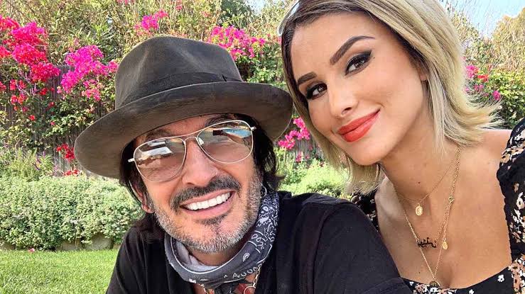 Brittany Furlan Reveals Tommy Lee's Surprising Grooming Secret: 'He’s Super Neat but Only Showers Weekly