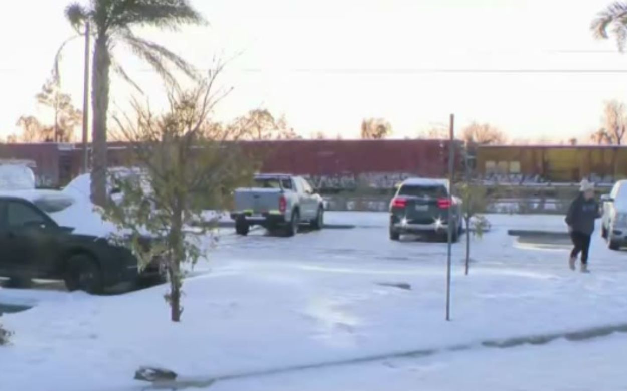Florida panhandle sees record snowfall from winter blast