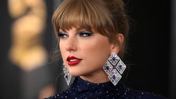 Taylor Swift Donates to Aid Southern California Fire Victims and Firefighters