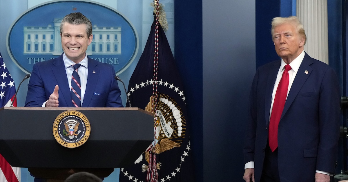 Group Asks Judge to Stop Trump Officials From Hiding Behind Encrypted App Signal