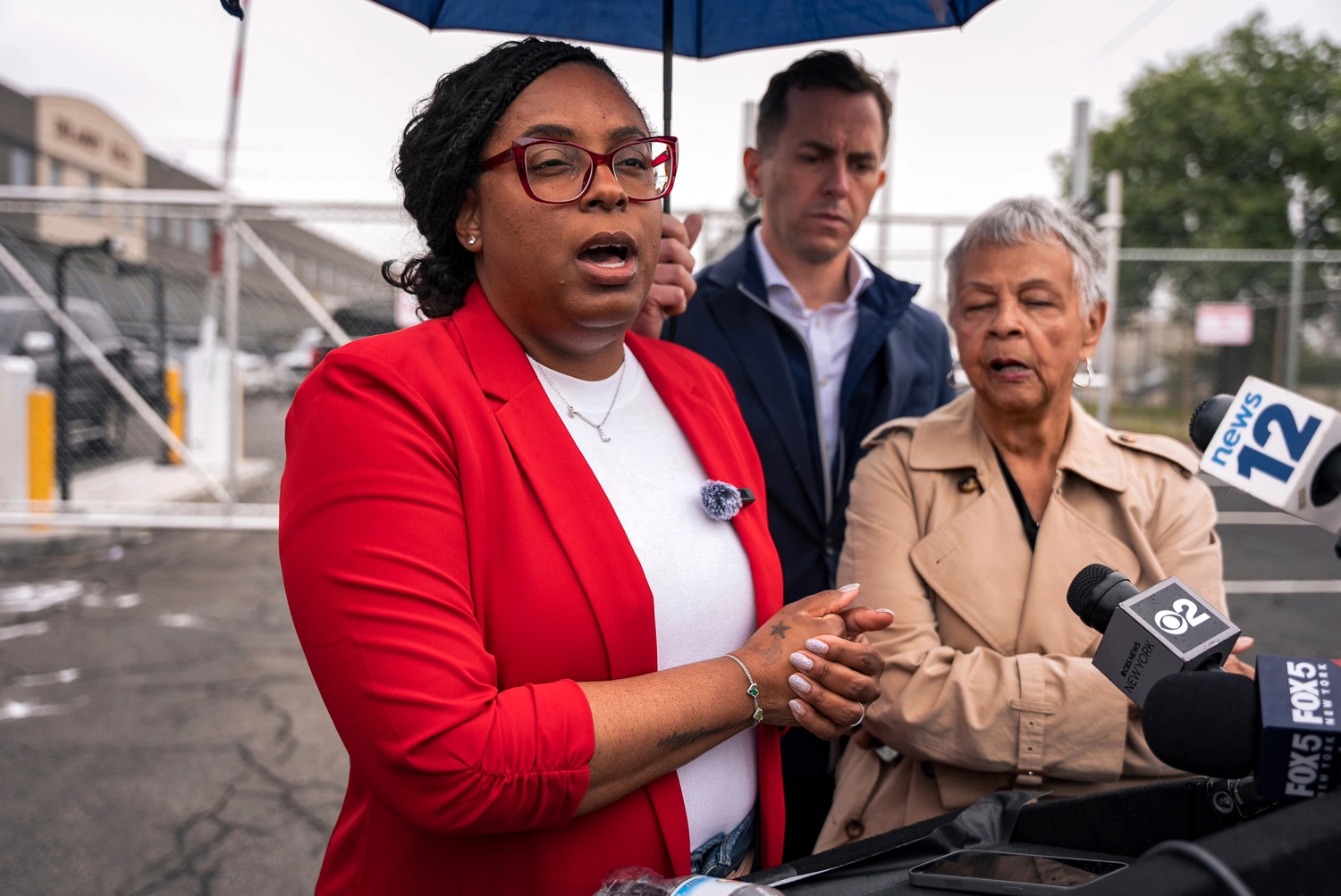 DOJ Charges Rep. LaMonica McIver with Assault at ICE Facility; Newark Mayor's Case Dropped