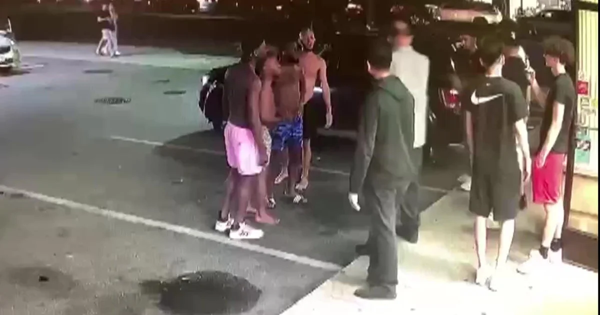 Brooklyn Heroes Stabbed After Helping Woman Who Felt Unsafe—Attacker Still on the Run
