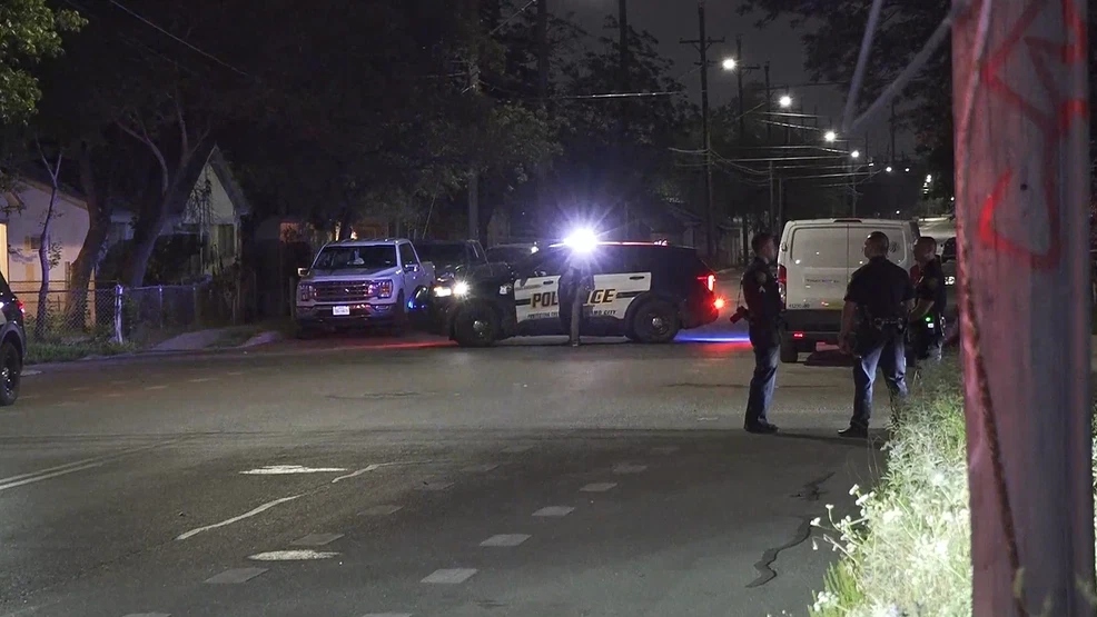 @EastHarrisWatch – Taken 8:00 PM outside crime scene