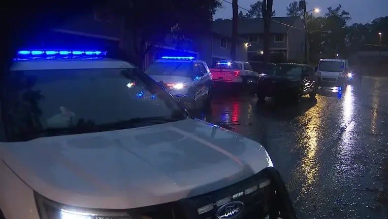 @FLcrimewatcher – Taken at 10:12 PM on July 4 outside Silver Oaks Apartments