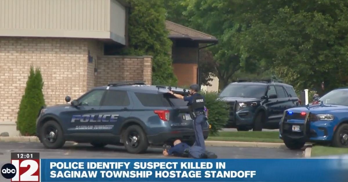 @PanhandlePulse – Captured at 4:12 PM during standoff resolution