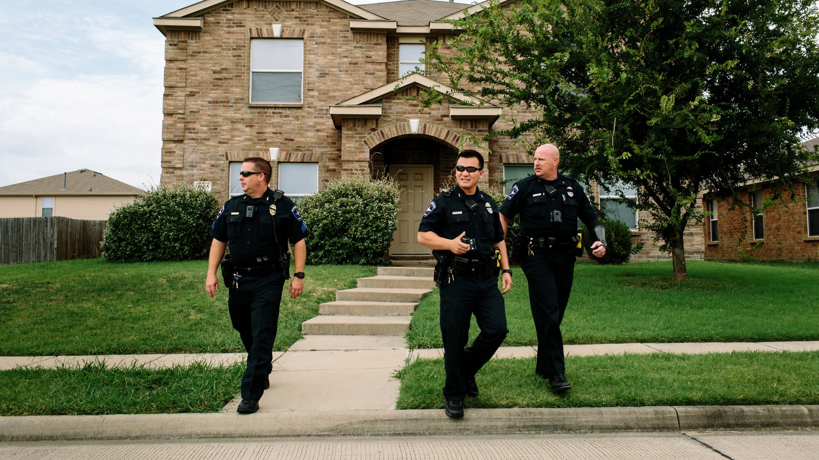 @PolkWatch – 6:45 PM, July 11 – Police outside residence on Johnson Ave after arrest