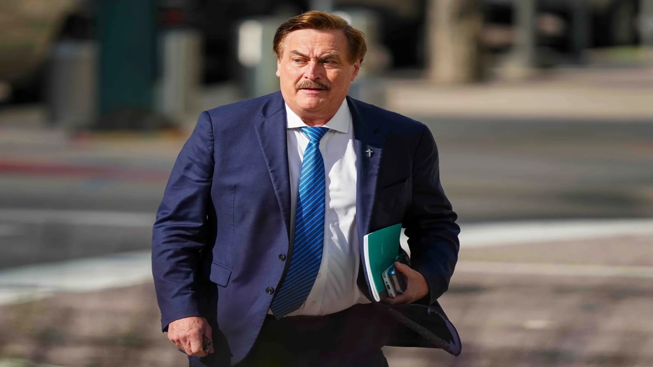 Legal Shock in St. Paul (55101): Mike Lindell’s Lawyers Sanctioned for Using Fake AI Citations – LIVE UPDATES