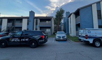 @HoustonUpdates – Taken 7:45 PM outside apartment complex police taped off