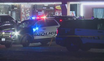 @HoustonWitness – Taken 10:45 PM outside McGowen St. Sports Bar