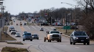 @SpringfieldNeighbor – Taken 6:15 PM outside Chestnut Expressway home