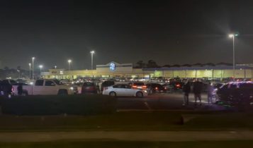 @HoustonWitness – Taken at 8:30 PM outside taqueria parking lot