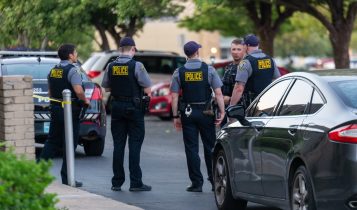 @KYBreaking – Taken 8:00 AM outside Meadowbrook Apartments as police investigated