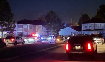 @OrlandoResident – Taken 9:30 PM on Magnolia Ave