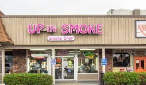 @QueensLocal – Taken at 9:00 PM outside Myrtle Ave. smoke shop