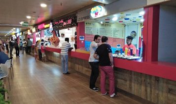 @ShopperWitness – Taken 6:45 PM inside Riverbend Mall food court