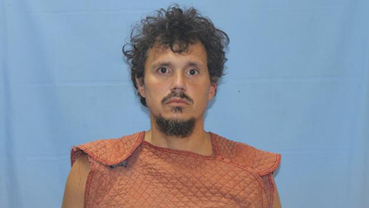 Orlando (32801) Man Weeps After Killing Husband with Screwdrivers — POLICE UPDATE
