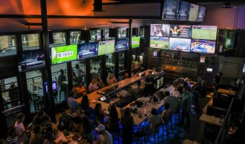 @DallasSportsFan – Taken at 8:47 PM inside Collins St. bar